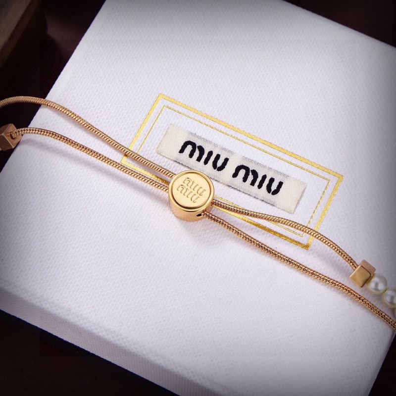 MIU MIU